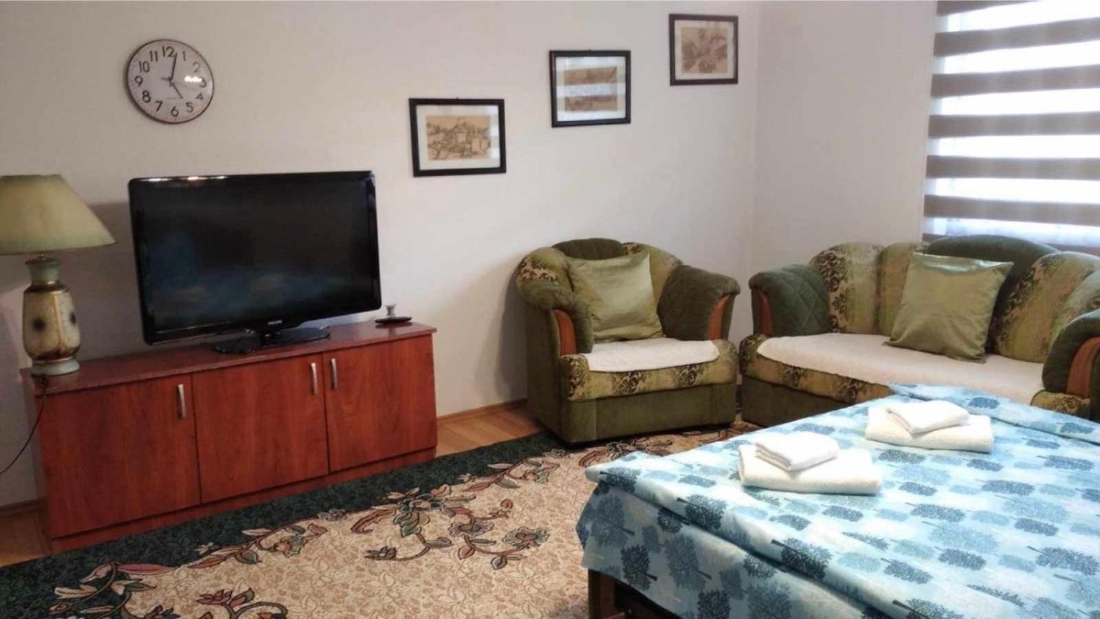 Comfort House Near Pyramides Високо Экстерьер фото